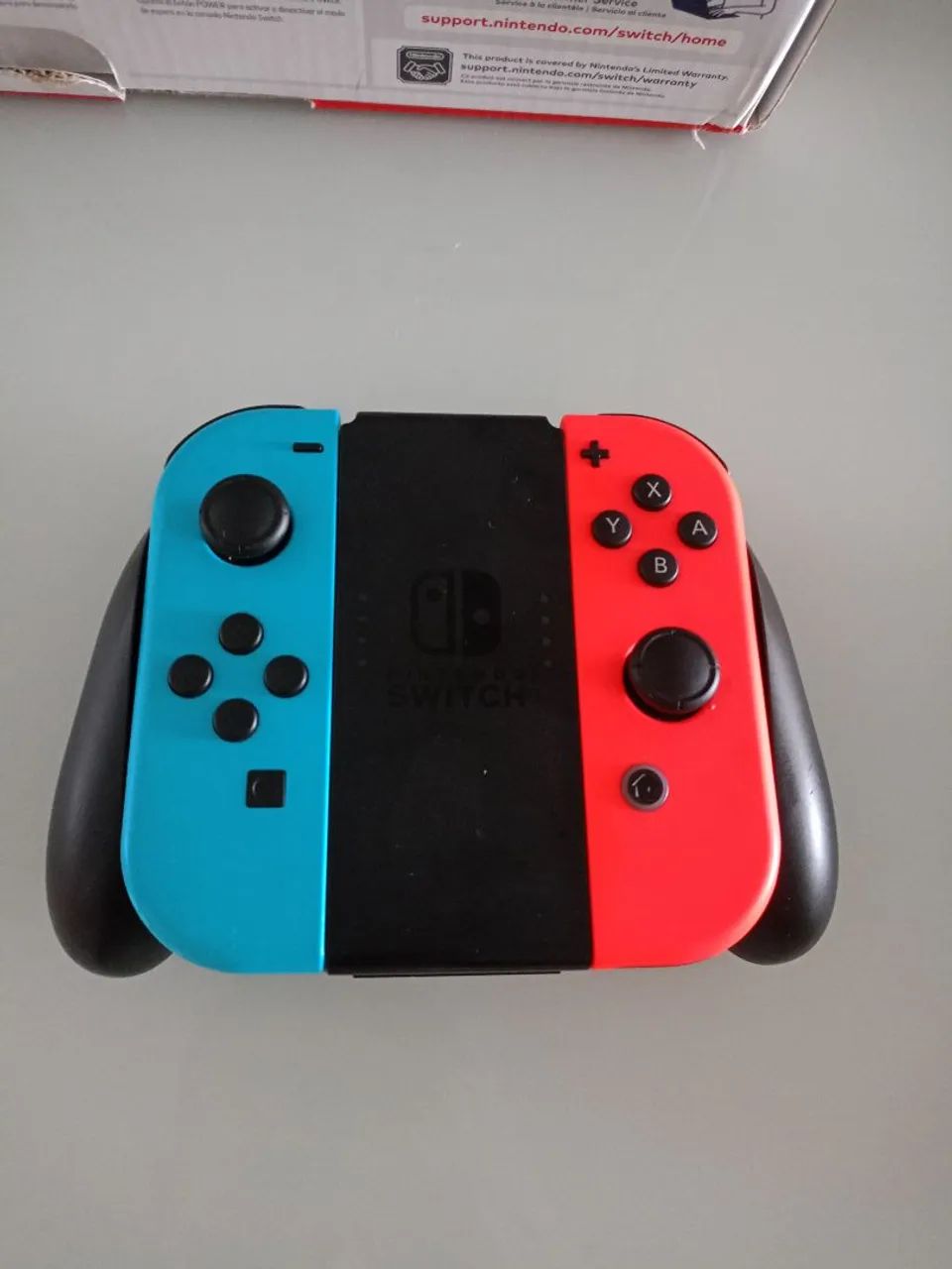 Vendo Nintendo switch semi novo junto com controle pro - Foto 5