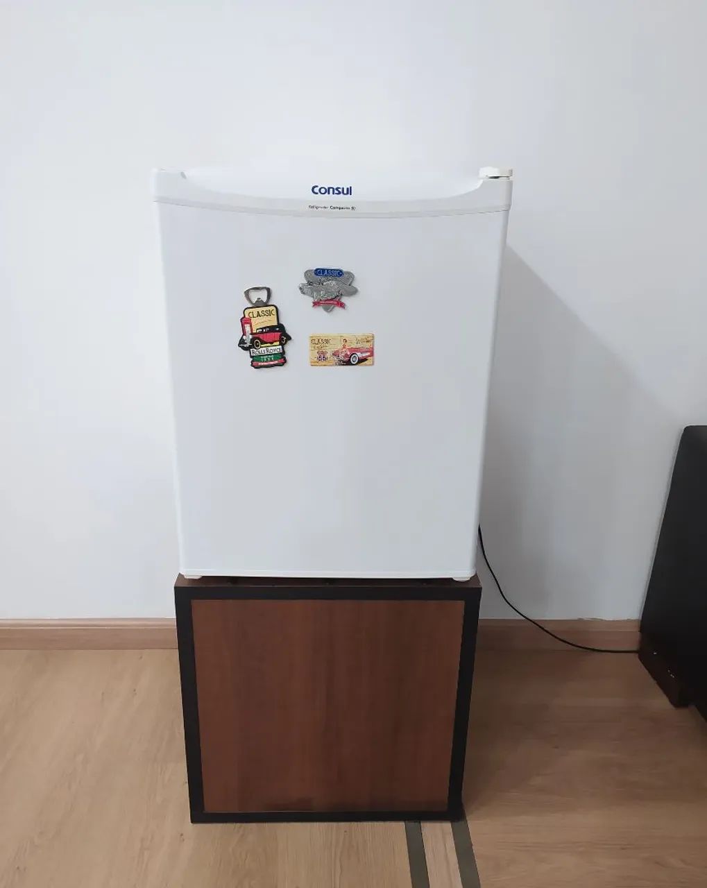 Frigobar 80 litros 