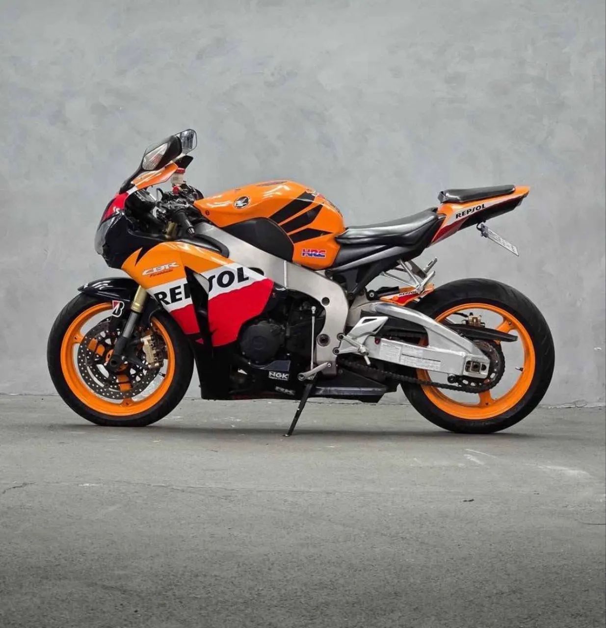 CBR1000RR FIREBLADE REPSOL  - Foto 3