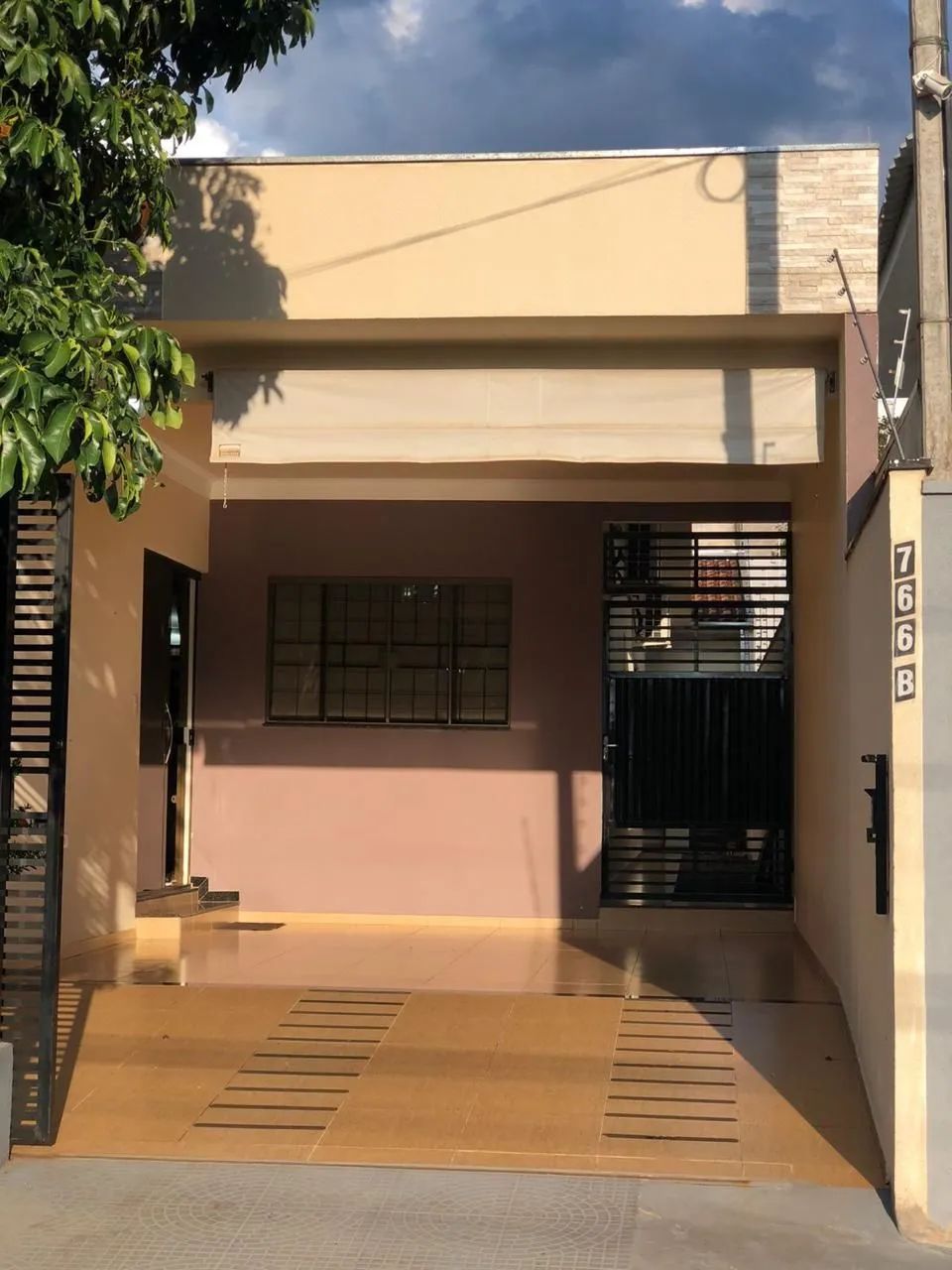 Casa à venda em Jardim Liberdade, Maringá-PR