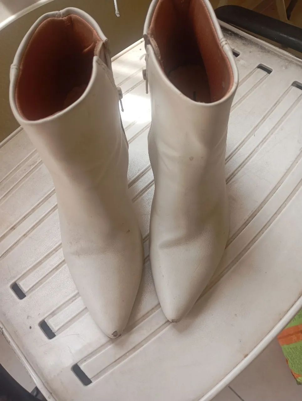 Bota branca Vizzano 