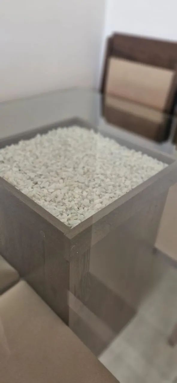 Mesa com 4 cadeiras  - Foto 2