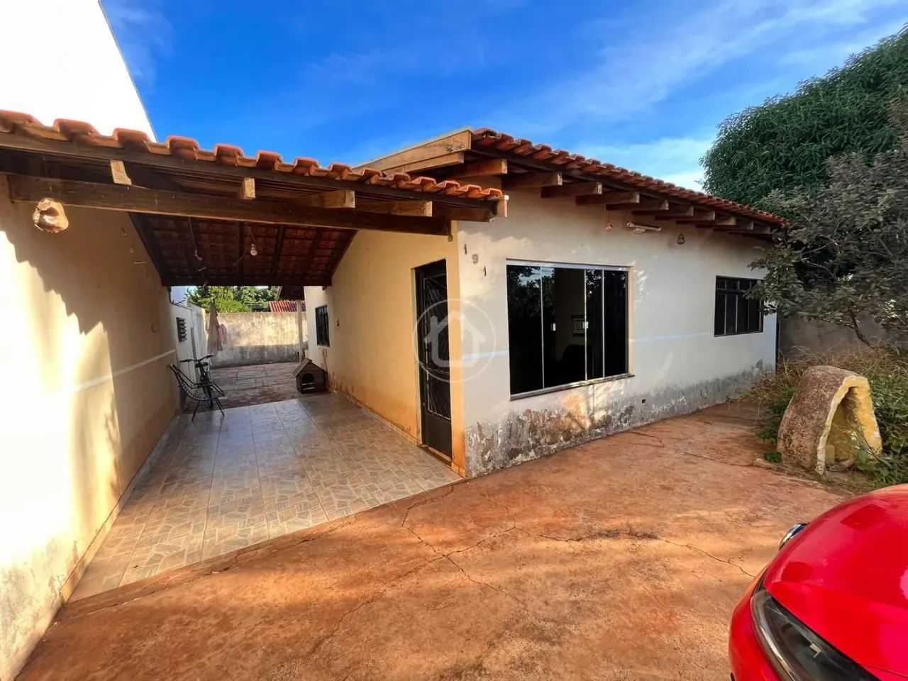 CASA COM TERRENO AMPLO - VILA NASSER - Foto 3