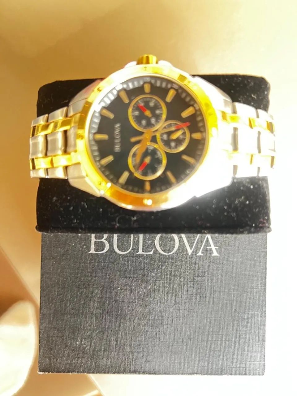 Relógio, Bulova, puls. aço dourado e prateada, most. preto - Foto 5