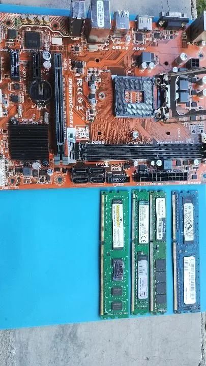 Placa mãe DDR3 IPMH110G (USB 3.0 | HDMI)