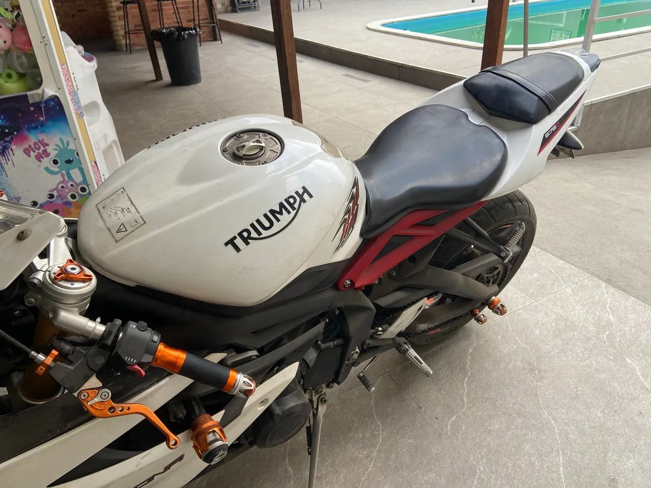 Triumph Daytona  - Foto 4