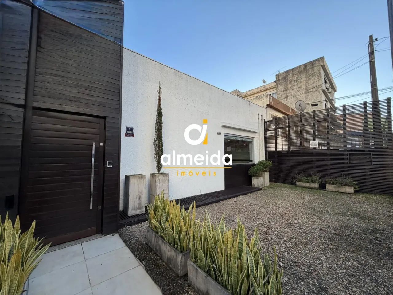 Casa comercial ampla no Centro