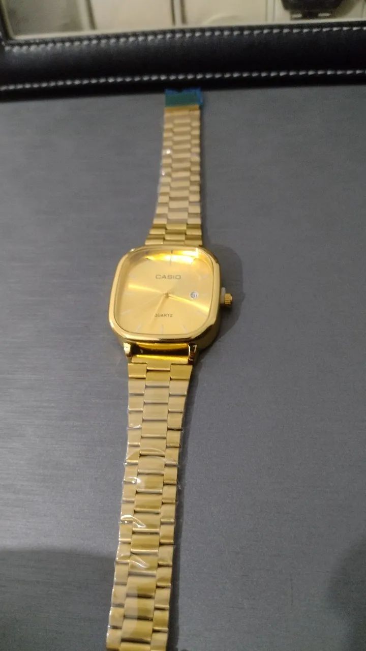 Relógio Casio dourado  - Foto 2