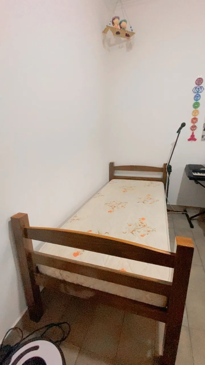 Cama e colchão de solteiro  - Foto 3