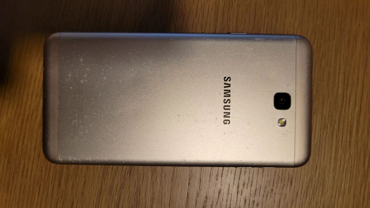 Samsung Galaxy J7 Prime - Foto 2
