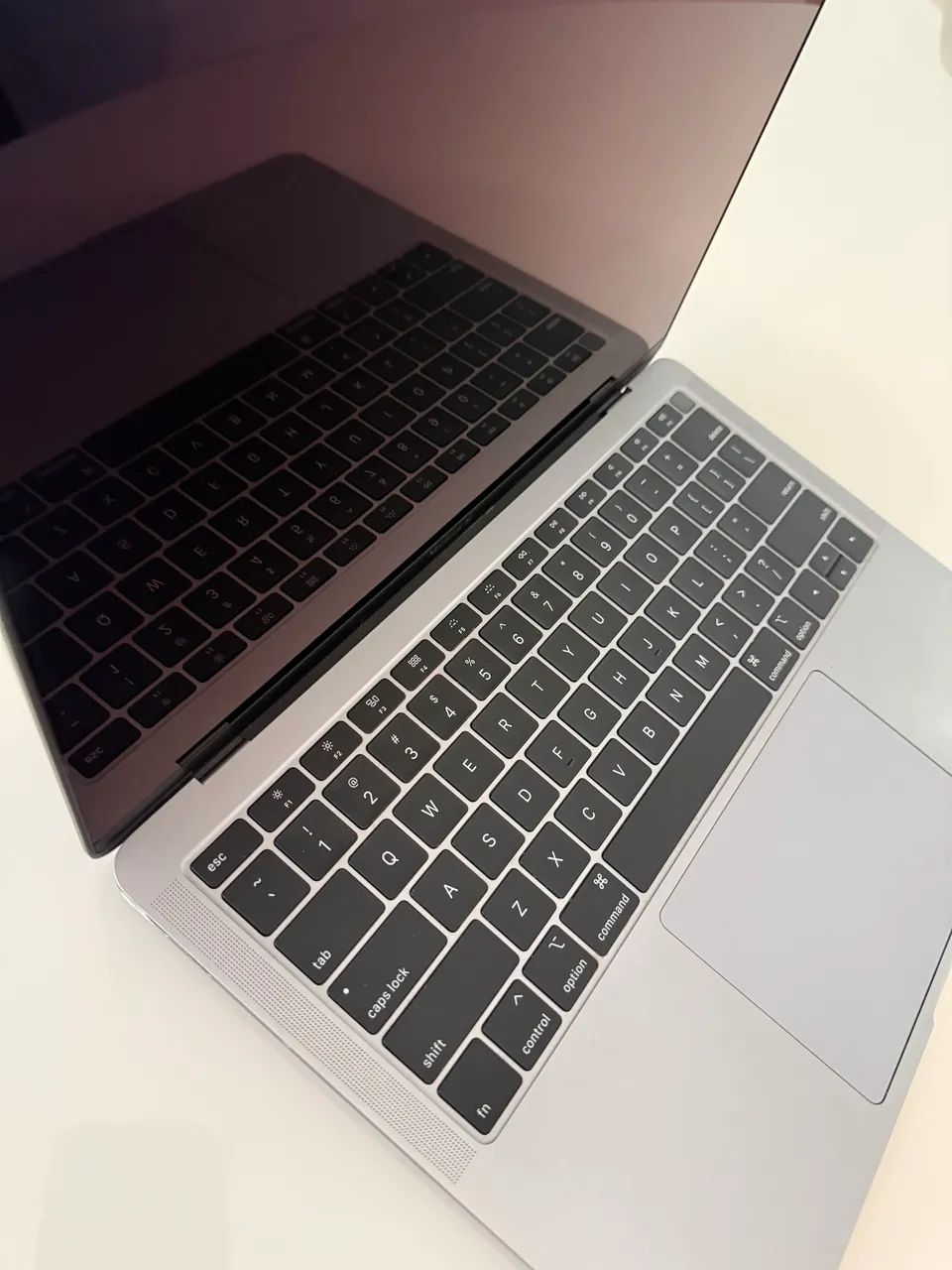 MACBOOK AIR 13 2018 - Foto 4
