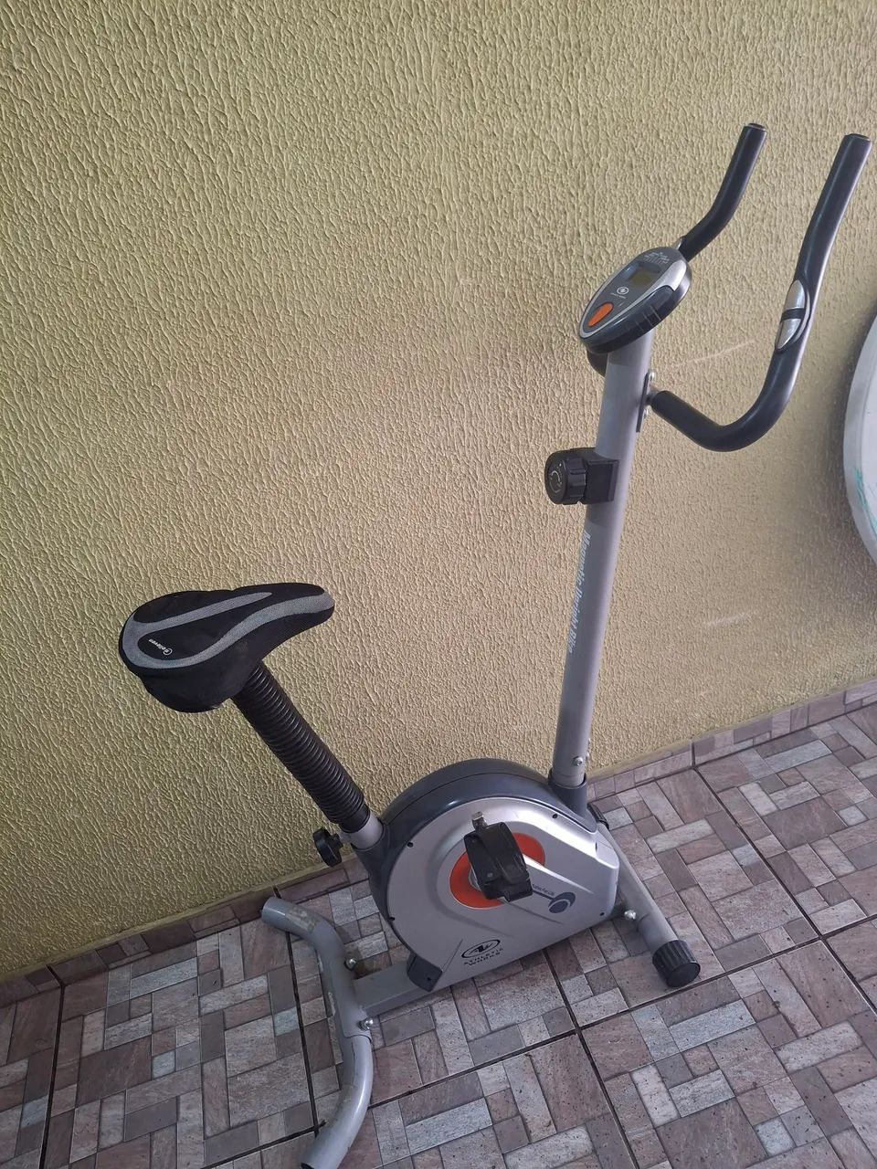 Bicicleta de ginástica  - Foto 3