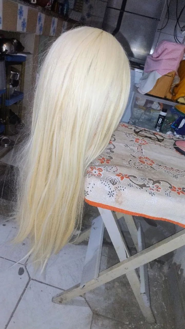 Peruca loira longa lace com cabeça d boneca  - Foto 2