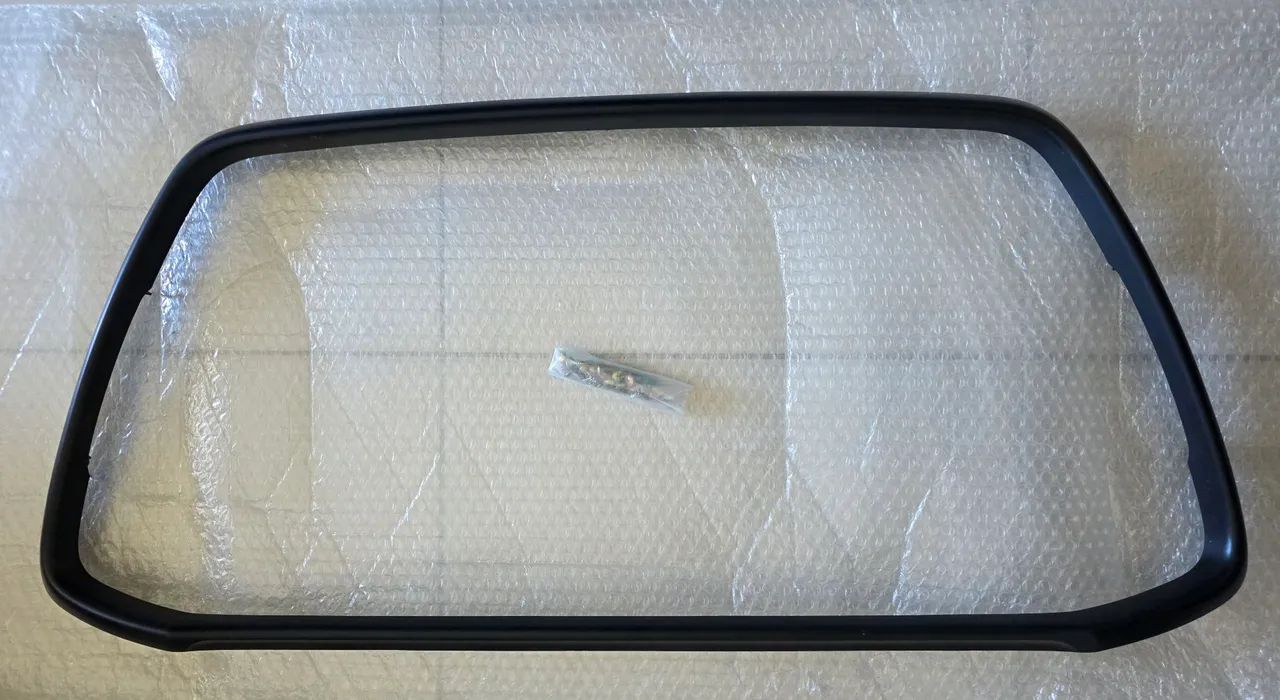 Friso Moldura grade parachoque Asx Mitsubishi - Peças para carros