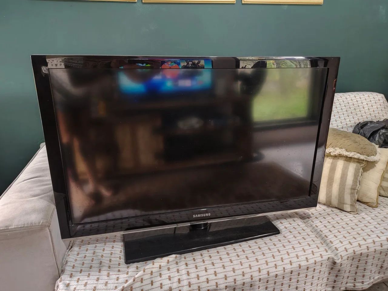 Tv com defeito (são 2) - Foto 3