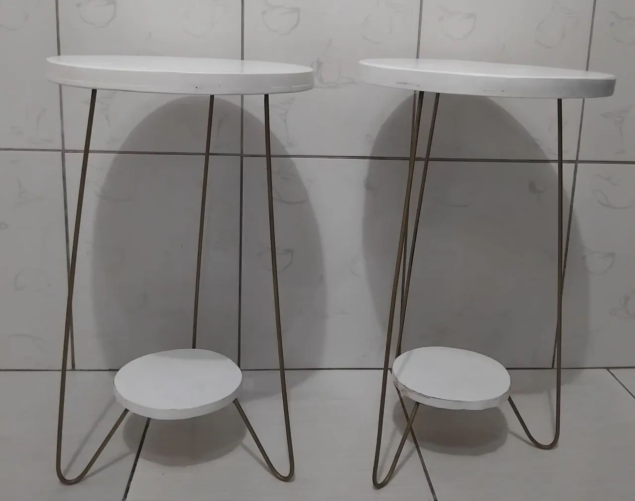 Vendo 2 mesas. Valor 70reais 