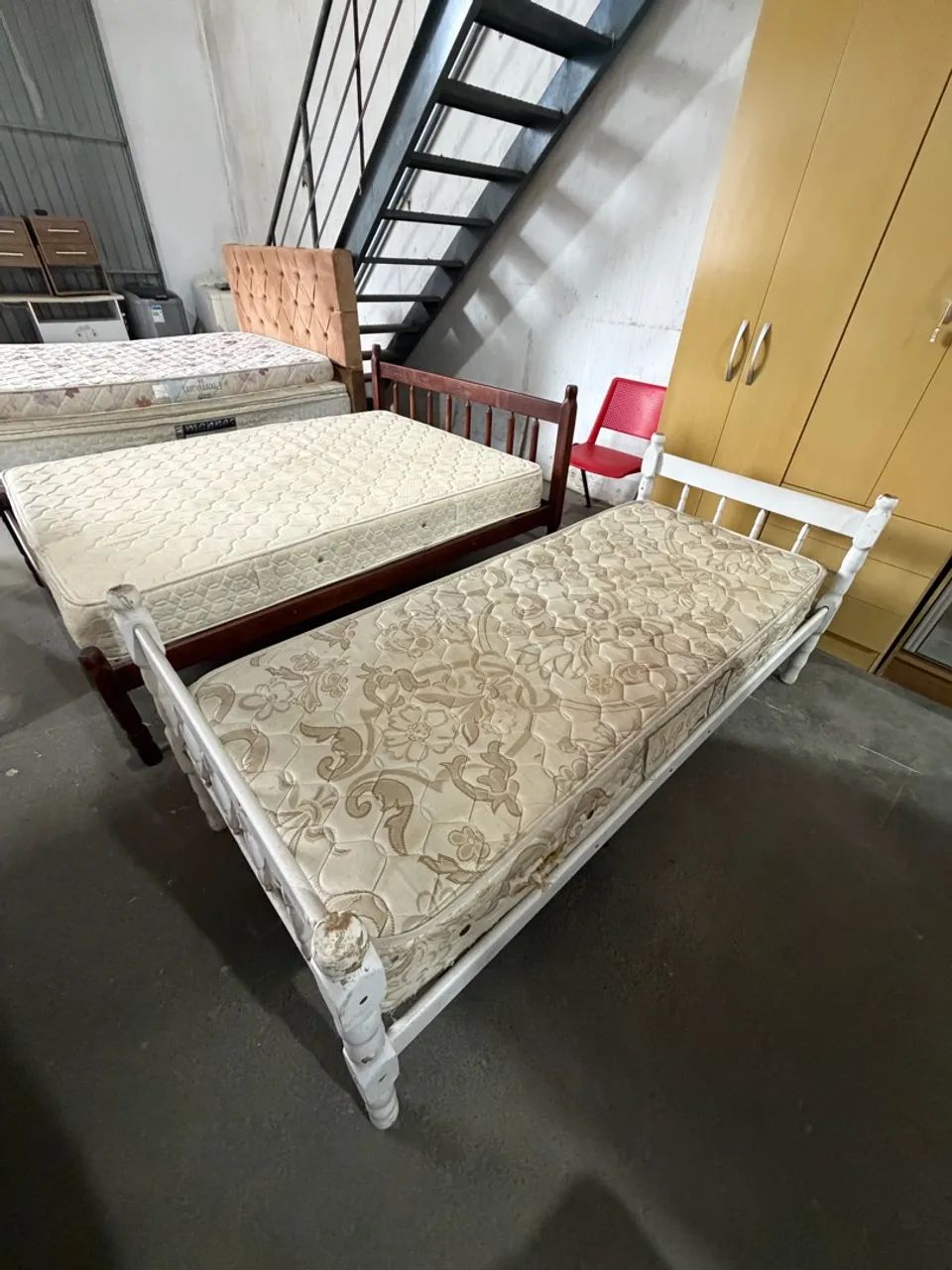 Cama de solteiro usada - Foto 3