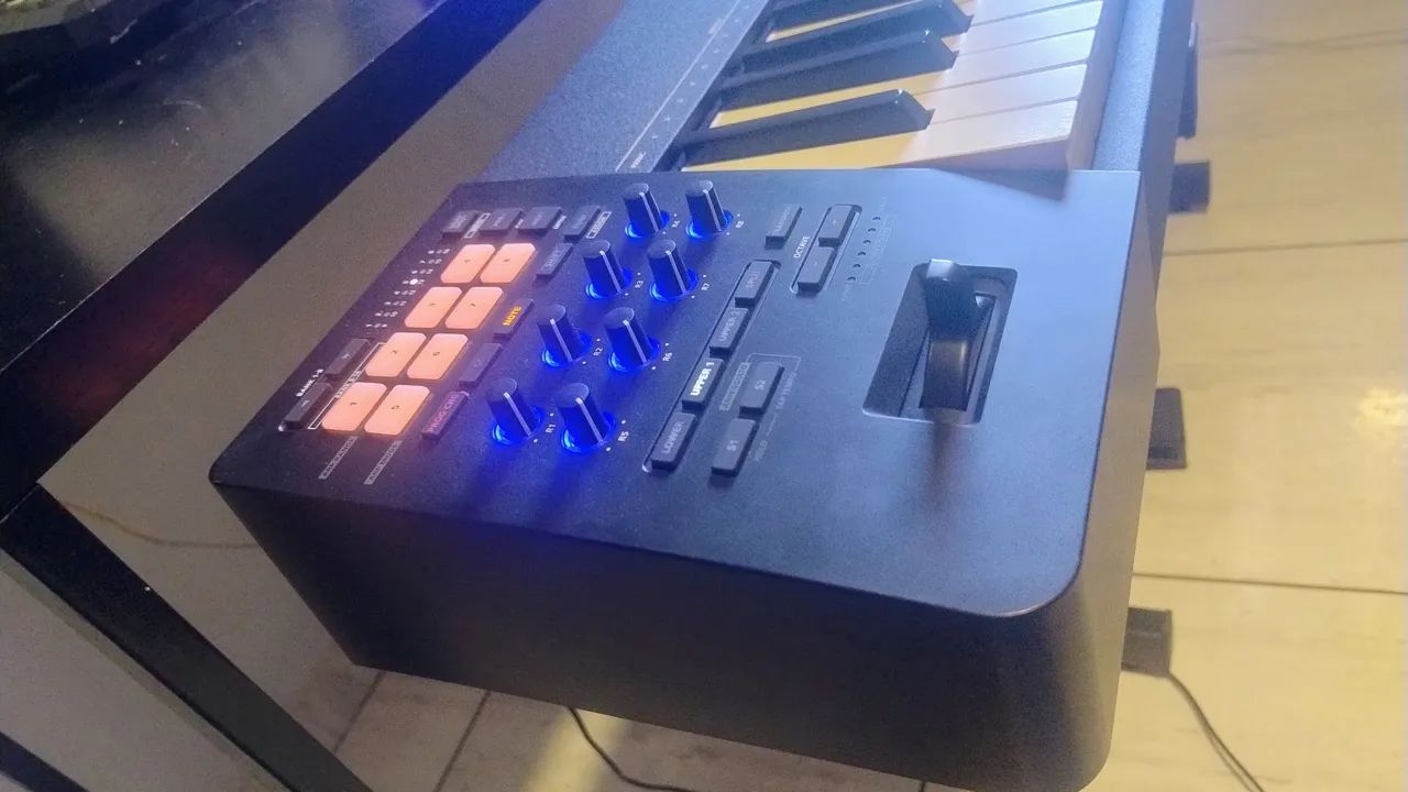 Teclado Roland A88 MKII  - Foto 2