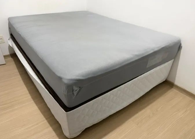 Cama de Casal Box em ótimo estado