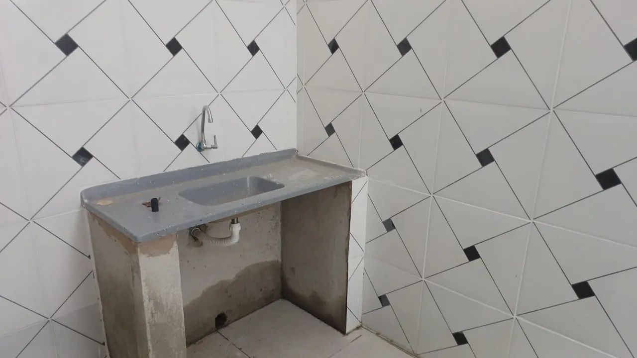 Galpão 700m² em área Mista 