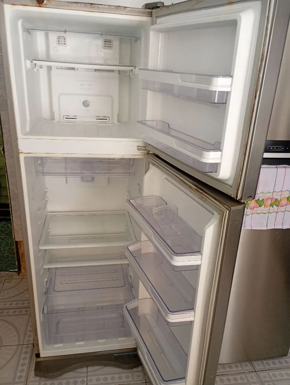 Refrigerador Duplex usada bom uso - Foto 2