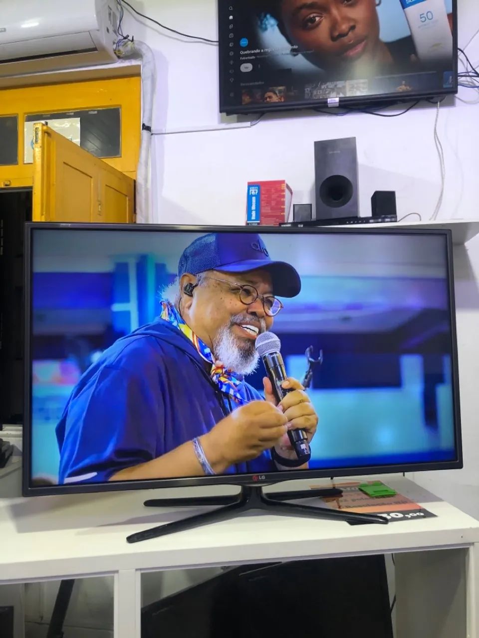 LG Smart 42 polegadas, Full HD imagem top, ela é um modelo mais antigo mas tá top demais! 