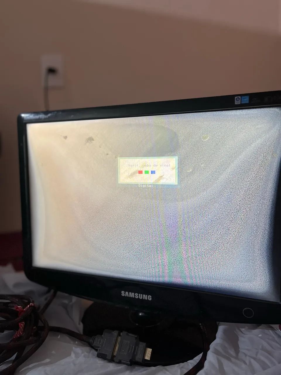 Monitor Samsung 19 LED HD VGA/DVI Funcionando - Foto 2