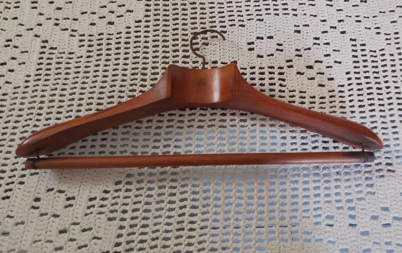 Cabide antigo madeira maciça 43 cm