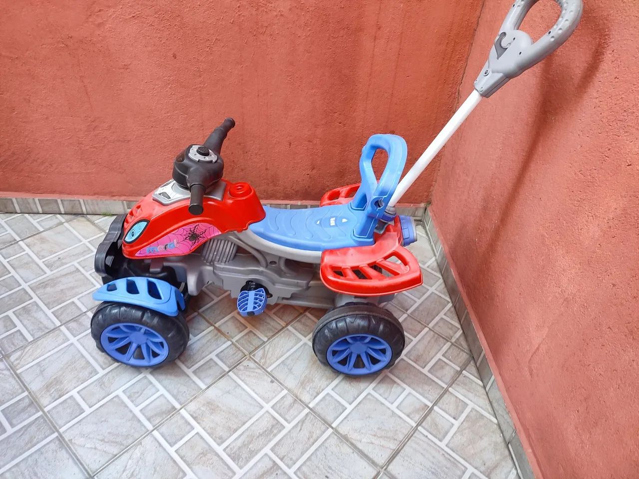 Motoca do homen aranha  - Foto 2