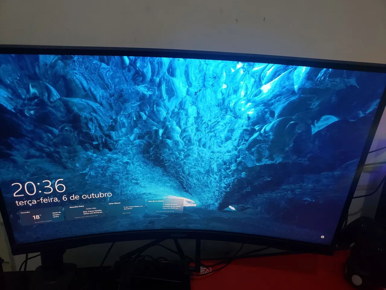 Monitor SAMSUNG e Braço Articulado 