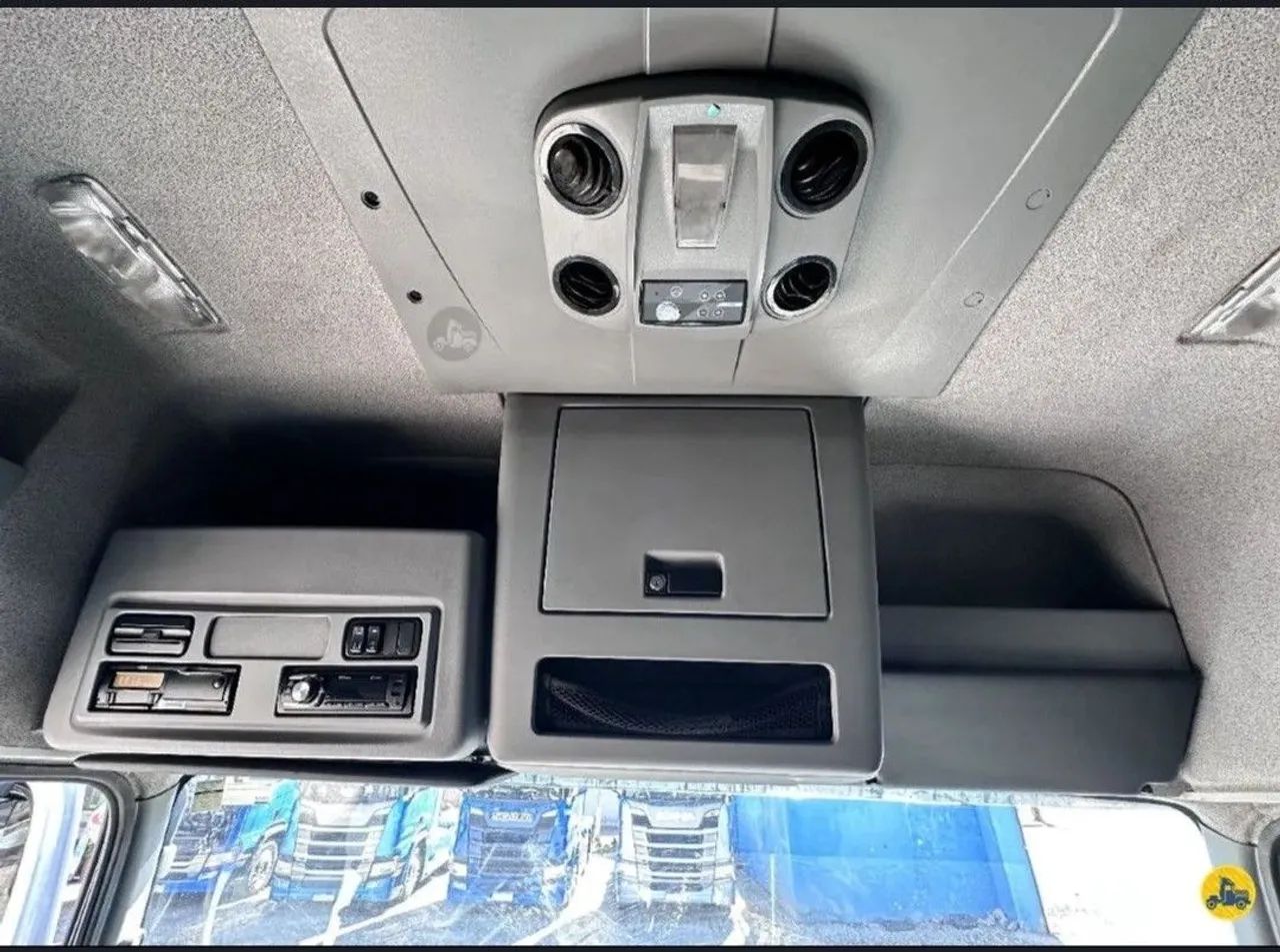 MB AXOR 2544 6X2<br>2019/2019<br>TETO ALTO<br>AUTOMÁTICO - Foto 5