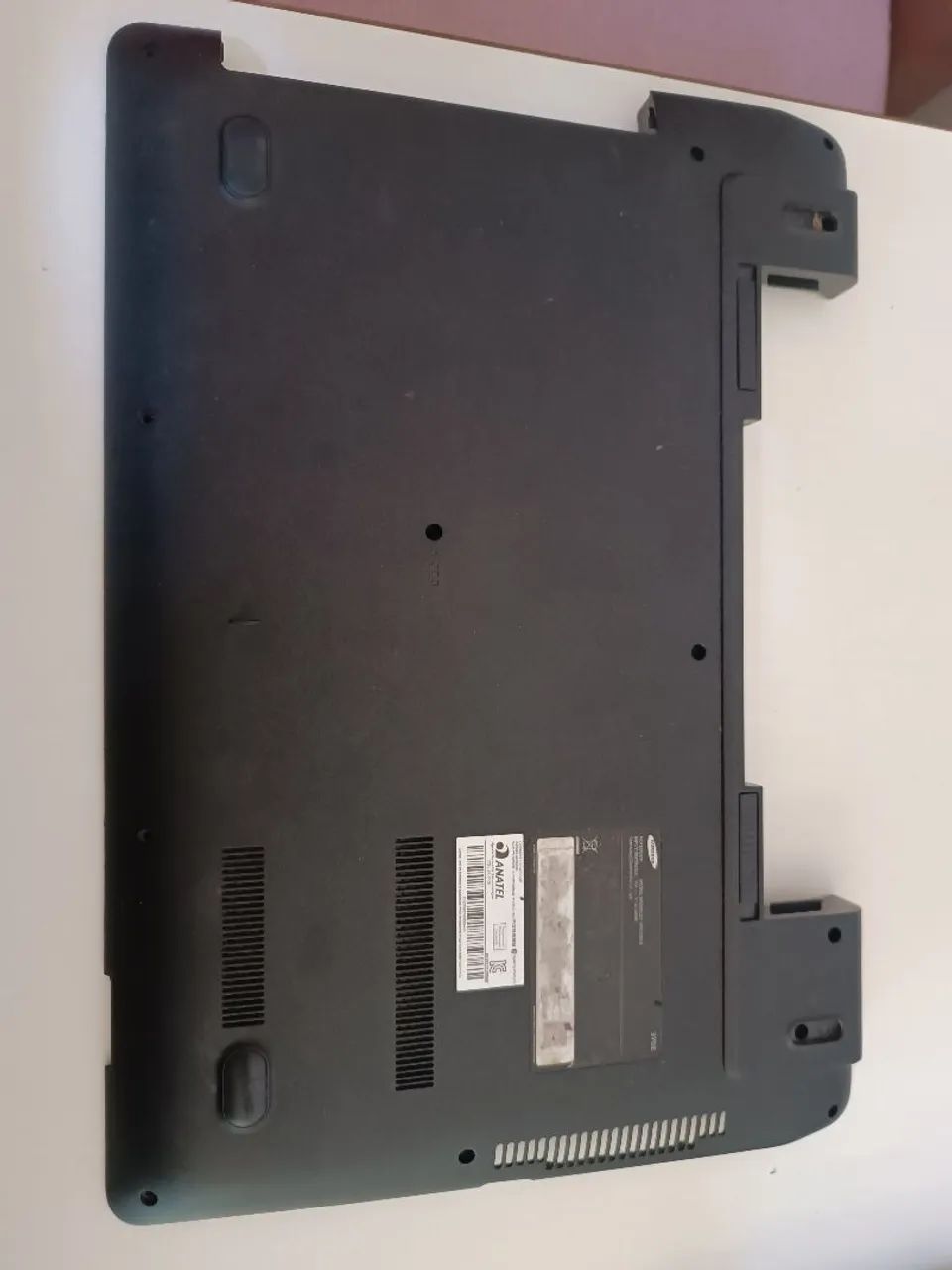 Tampa inferior da carcaça notebook Samsung np370e4