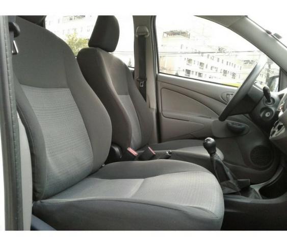 Toyota Etios Sedan 1.5 sem A/C - Foto 13