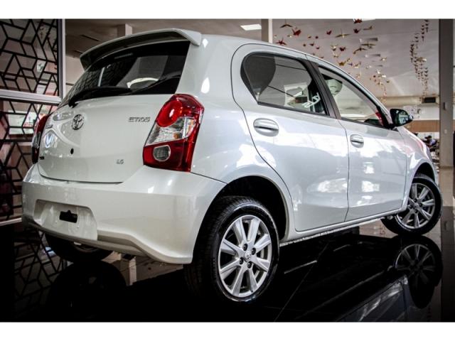 TOYOTA ETIOS 1.5 X PLUS 16V FLEX 4P 2019 - Foto 7