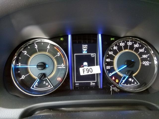TOYOTA HILUX SW4 2.8 SRX 4X4 7 LUGARES 2019 - Foto 10