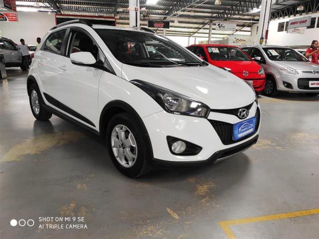 Hyundai HB20X 1.6 16V Premium Flex 4P Automático