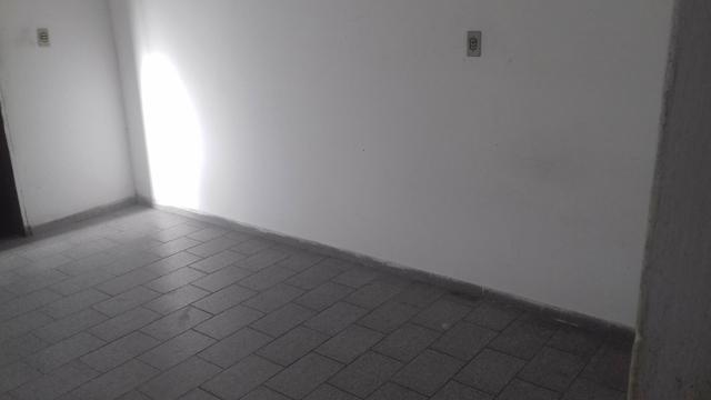 Aluga se casa para o máximo 3 pessoas - Foto 4