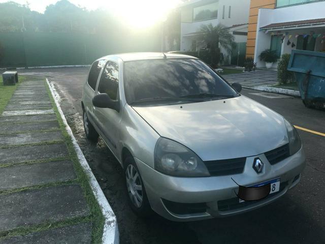 Clio - Foto 2