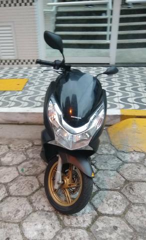Vendo moto PCX DLX 2015 8.500,00