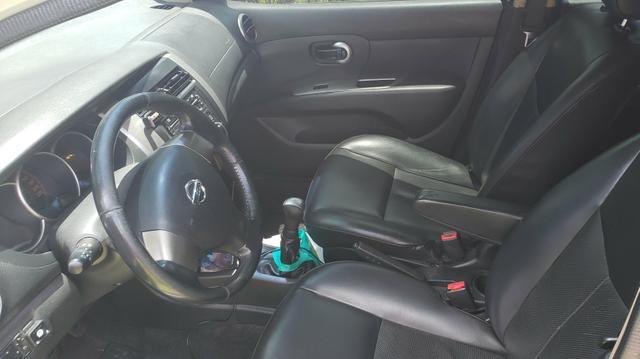 Nissan Livina SL 1.6 - Foto 4