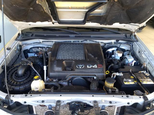 TOYOTA HILUX CD 4X4 SRV 2012 - Foto 7