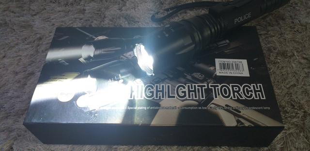 Lanterna Led Police Tática Xml T6 Militar 98000w Zoom