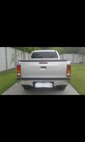 Toyota Hilux SRV. 2010 - Foto 2