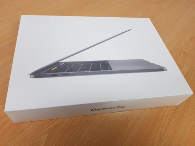 MacBook Pro 2019 Touchbar 13" 1.4Ghz 8Gb RAM - Space Gray - Novo, lacrado - Foto 3