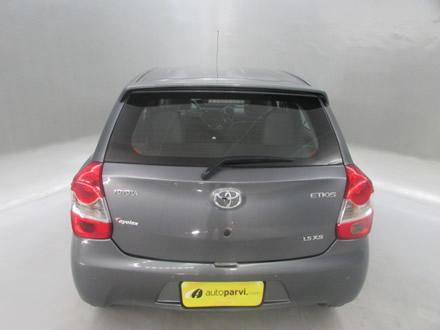 TOYOTA ETIOS 1.5 XS 16V FLEX 4P MANUAL - Foto 9