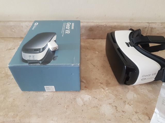 Oculos Samsung gear vr realidade virtual 200,00