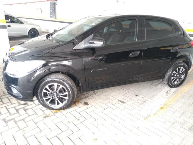 Onix 2016 completo carro impecável ! - Foto 5