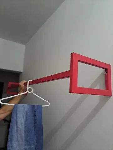 04 un. Araras de metal loja 1,20m vermelha - Foto 3