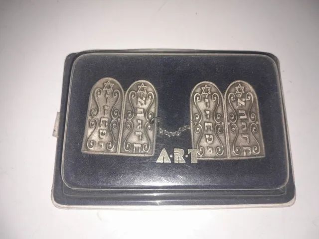 Prendendores antigo de Talit 