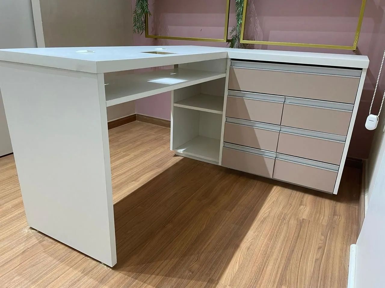 MESA ROSA.    MARCENARIA PRÓPRIA  - Foto 4
